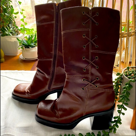 Shoes - Rich brown vintage gogo style boots
